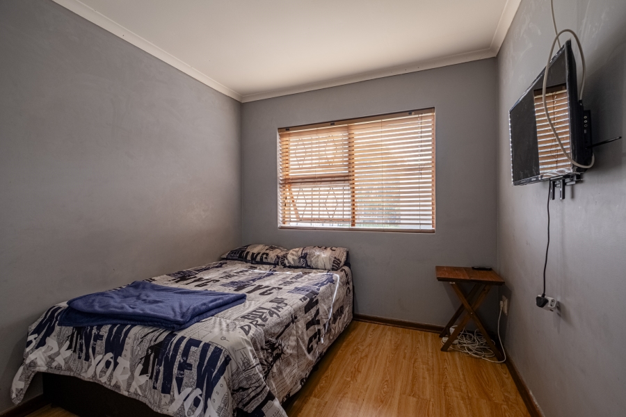 6 Bedroom Property for Sale in Summerstrand Eastern Cape